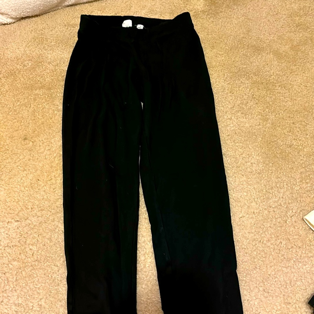 Stretchy black pants for girls